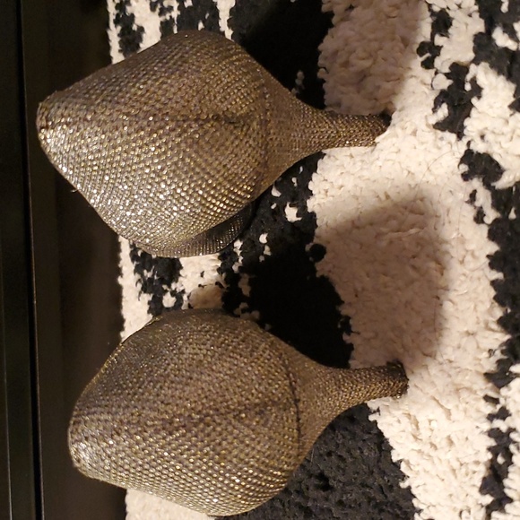 NINE WEST sz6.5 Silver/gunmetal Sparkle pumps - Picture 5 of 14